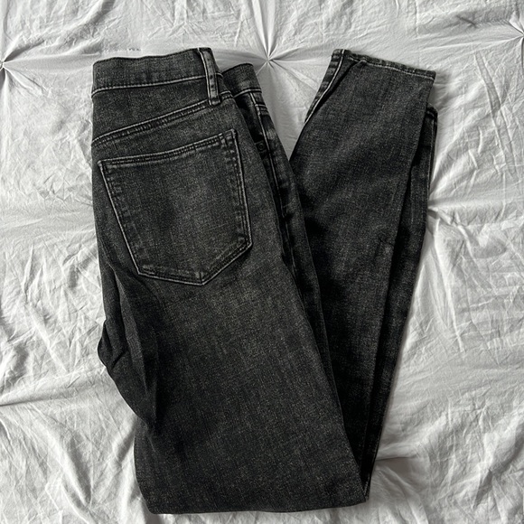 Gap True Skinny Super High Rise Jeans- Black - Picture 4 of 4
